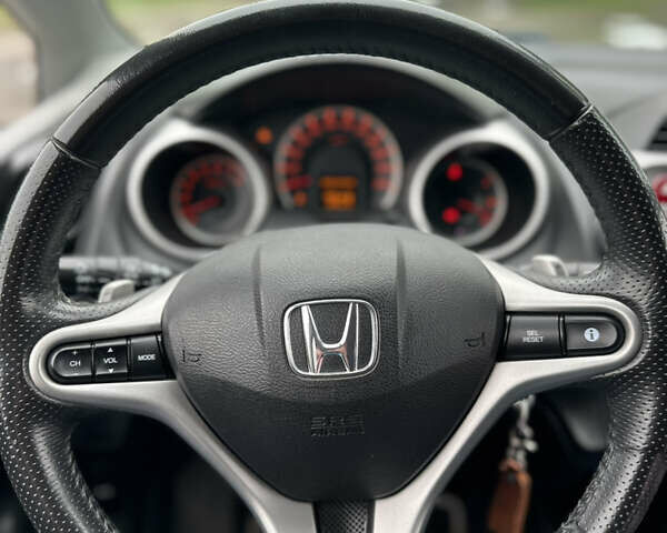 Хонда Джаз 2011 в Хмельницком на Automoto.ua Синий Хонда Джаз, объемом двигателя 1.34 л и пробегом 252 тыс. км за 5500 $, фото 8 на Automoto.ua