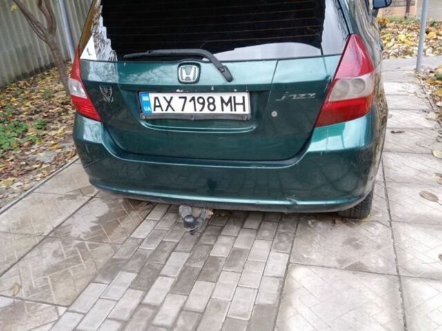 Зеленый Хонда Джаз, объемом двигателя 1.3 л и пробегом 225 тыс. км за 2300 $, фото 3 на Automoto.ua