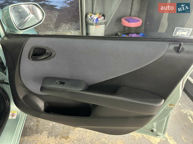 Зеленый Хонда Джаз, объемом двигателя 1.4 л и пробегом 227 тыс. км за 2799 $, фото 16 на Automoto.ua
