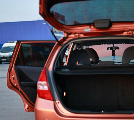 Помаранчевий Хонда Джаз, об'ємом двигуна 1.4 л та пробігом 169 тис. км за 5800 $, фото 17 на Automoto.ua