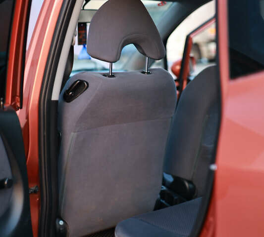 Помаранчевий Хонда Джаз, об'ємом двигуна 1.4 л та пробігом 169 тис. км за 5800 $, фото 44 на Automoto.ua