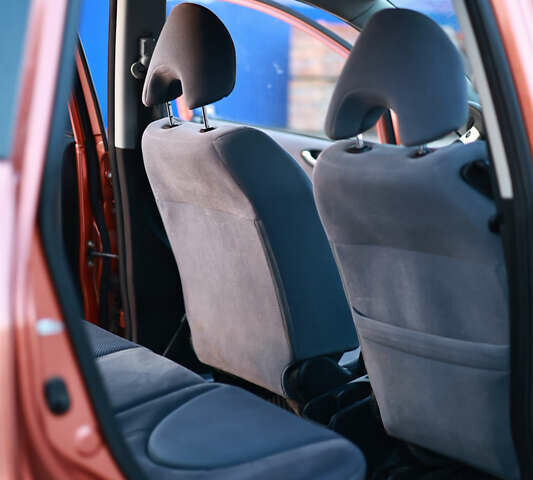 Помаранчевий Хонда Джаз, об'ємом двигуна 1.4 л та пробігом 169 тис. км за 5800 $, фото 35 на Automoto.ua