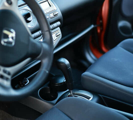 Помаранчевий Хонда Джаз, об'ємом двигуна 1.4 л та пробігом 169 тис. км за 5800 $, фото 39 на Automoto.ua