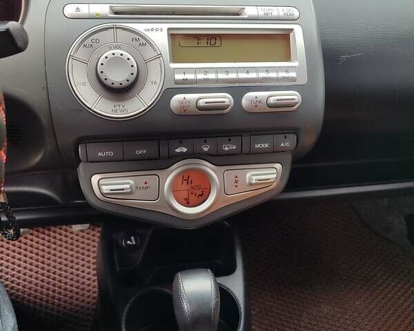 Помаранчевий Хонда Джаз, об'ємом двигуна 1.34 л та пробігом 205 тис. км за 5300 $, фото 14 на Automoto.ua