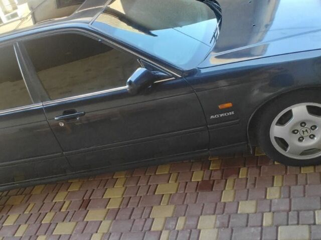 Черный Хонда Легенд, объемом двигателя 3.2 л и пробегом 283 тыс. км за 2700 $, фото 7 на Automoto.ua