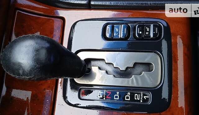 Черный Хонда Легенд, объемом двигателя 3.5 л и пробегом 451 тыс. км за 3699 $, фото 34 на Automoto.ua