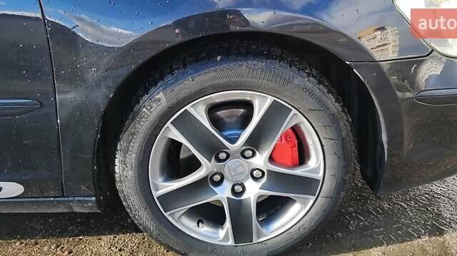 Черный Хонда Легенд, объемом двигателя 3.47 л и пробегом 340 тыс. км за 6800 $, фото 25 на Automoto.ua