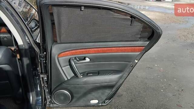 Черный Хонда Легенд, объемом двигателя 3.47 л и пробегом 340 тыс. км за 6800 $, фото 30 на Automoto.ua