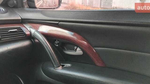 Черный Хонда Легенд, объемом двигателя 3.47 л и пробегом 340 тыс. км за 6800 $, фото 20 на Automoto.ua