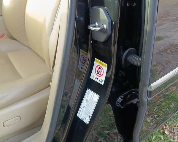 Черный Хонда Легенд, объемом двигателя 3.47 л и пробегом 309 тыс. км за 6900 $, фото 23 на Automoto.ua