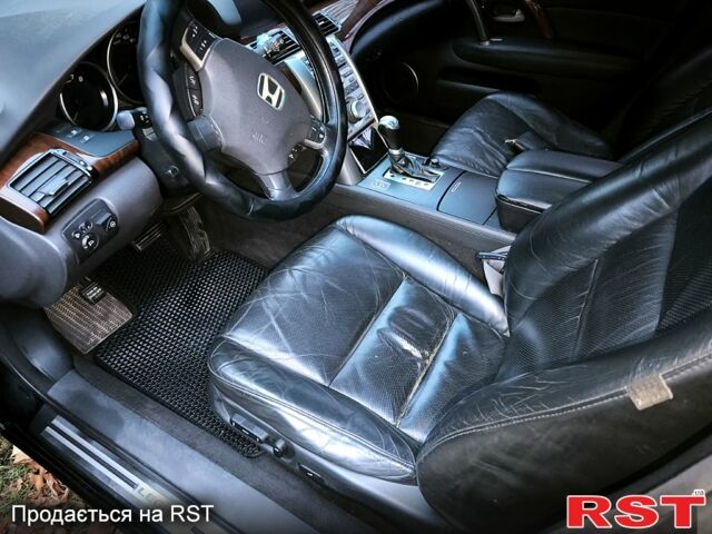 Черный Хонда Легенд, объемом двигателя 3.5 л и пробегом 280 тыс. км за 5000 $, фото 6 на Automoto.ua