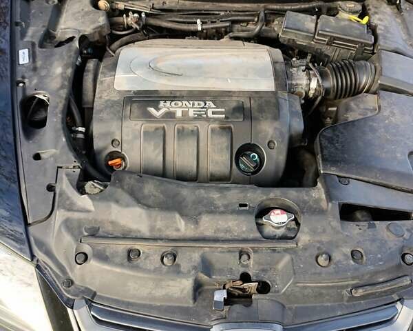 Черный Хонда Легенд, объемом двигателя 3.47 л и пробегом 309 тыс. км за 6900 $, фото 31 на Automoto.ua