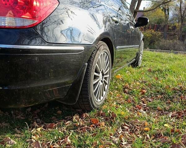 Черный Хонда Легенд, объемом двигателя 3.47 л и пробегом 309 тыс. км за 6900 $, фото 8 на Automoto.ua