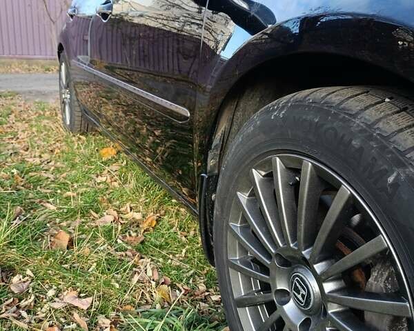 Черный Хонда Легенд, объемом двигателя 3.47 л и пробегом 309 тыс. км за 6900 $, фото 29 на Automoto.ua