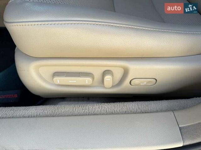 Чорний Хонда Легенд, об'ємом двигуна 3.47 л та пробігом 210 тис. км за 5999 $, фото 7 на Automoto.ua