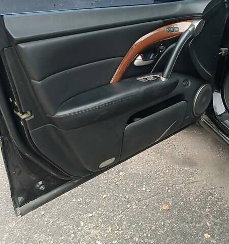 Черный Хонда Легенд, объемом двигателя 3.5 л и пробегом 210 тыс. км за 3500 $, фото 6 на Automoto.ua