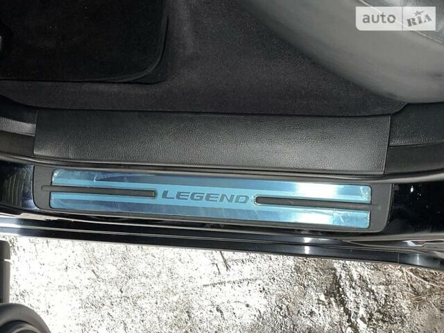 Чорний Хонда Легенд, об'ємом двигуна 3.5 л та пробігом 178 тис. км за 12999 $, фото 10 на Automoto.ua