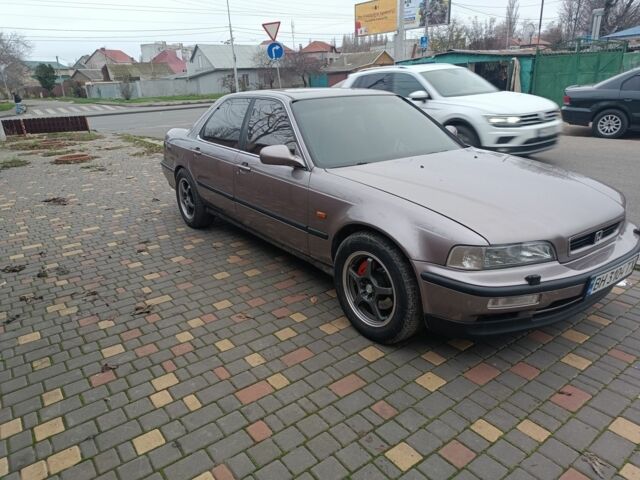 Коричневый Хонда Легенд, объемом двигателя 3.2 л и пробегом 200 тыс. км за 5500 $, фото 1 на Automoto.ua