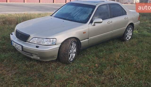 Жовтий Хонда Легенд, об'ємом двигуна 3.5 л та пробігом 100 тис. км за 2000 $, фото 1 на Automoto.ua