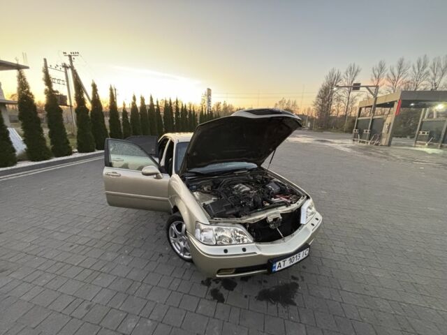 Серый Хонда Легенд, объемом двигателя 3.5 л и пробегом 350 тыс. км за 3500 $, фото 5 на Automoto.ua