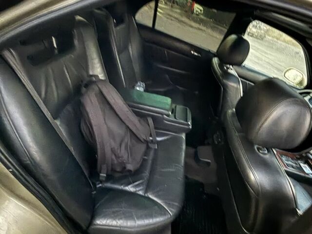 Серый Хонда Легенд, объемом двигателя 3.5 л и пробегом 350 тыс. км за 3500 $, фото 6 на Automoto.ua