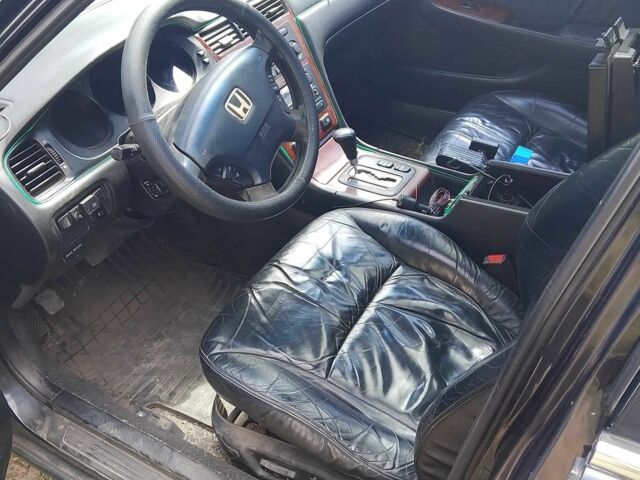 Сірий Хонда Легенд, об'ємом двигуна 3.5 л та пробігом 484 тис. км за 3500 $, фото 9 на Automoto.ua