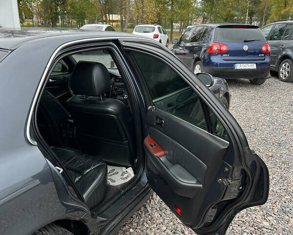 Серый Хонда Легенд, объемом двигателя 3.47 л и пробегом 332 тыс. км за 4400 $, фото 18 на Automoto.ua