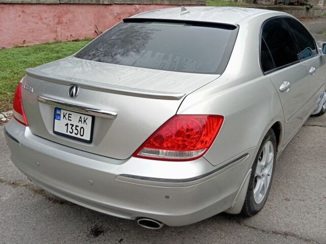 Серый Хонда Легенд, объемом двигателя 3.5 л и пробегом 270 тыс. км за 4500 $, фото 3 на Automoto.ua