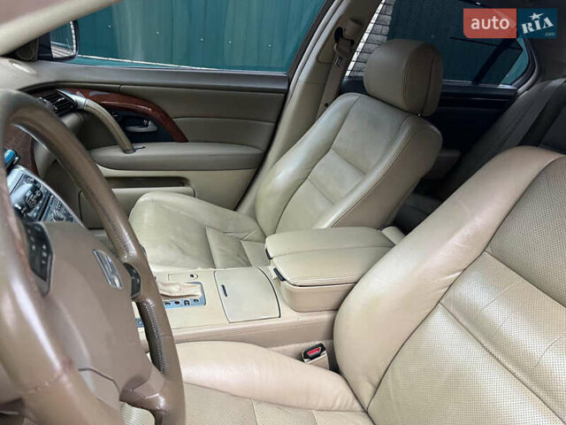 Серый Хонда Легенд, объемом двигателя 3.5 л и пробегом 390 тыс. км за 6700 $, фото 7 на Automoto.ua