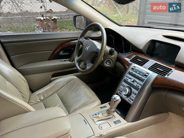 Серый Хонда Легенд, объемом двигателя 3.5 л и пробегом 390 тыс. км за 6700 $, фото 6 на Automoto.ua
