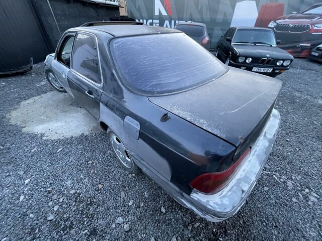 Синий Хонда Легенд, объемом двигателя 3.2 л и пробегом 250 тыс. км за 1150 $, фото 3 на Automoto.ua