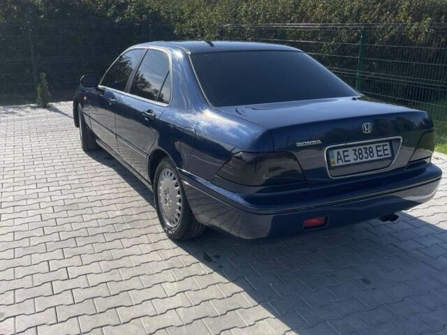 Синий Хонда Легенд, объемом двигателя 3.5 л и пробегом 3 тыс. км за 2700 $, фото 3 на Automoto.ua