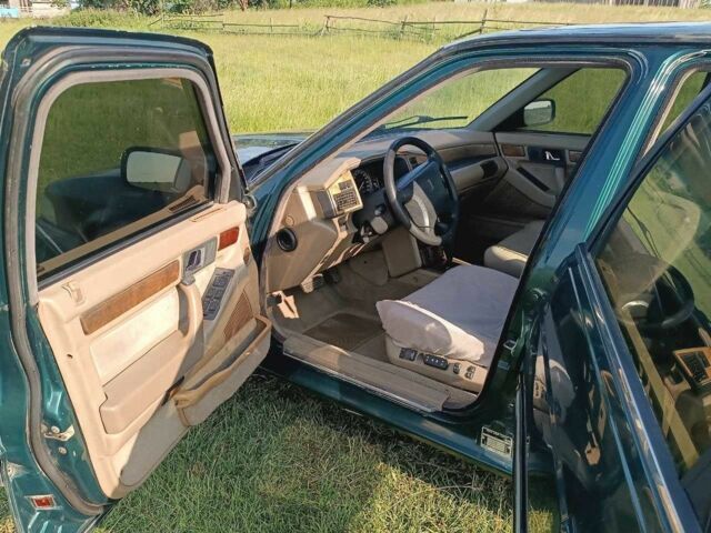 Зелений Хонда Легенд, об'ємом двигуна 2.5 л та пробігом 307 тис. км за 2000 $, фото 4 на Automoto.ua