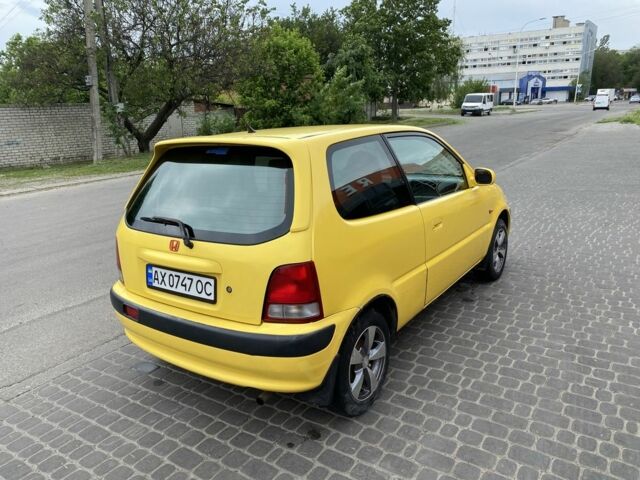 Желтый Хонда Лого, объемом двигателя 0 л и пробегом 185 тыс. км за 2350 $, фото 3 на Automoto.ua