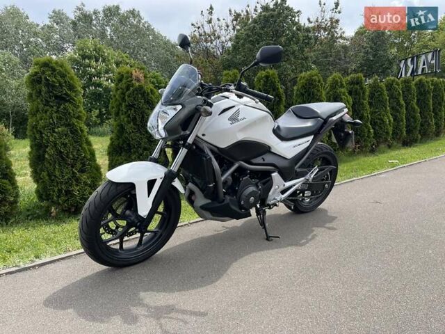 Білий Хонда NC 700S, об'ємом двигуна 0 л та пробігом 41 тис. км за 4700 $, фото 2 на Automoto.ua