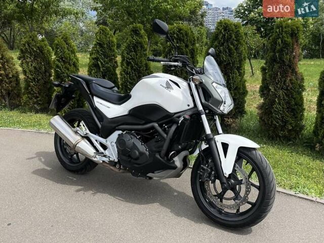 Білий Хонда NC 700S, об'ємом двигуна 0 л та пробігом 41 тис. км за 4700 $, фото 1 на Automoto.ua
