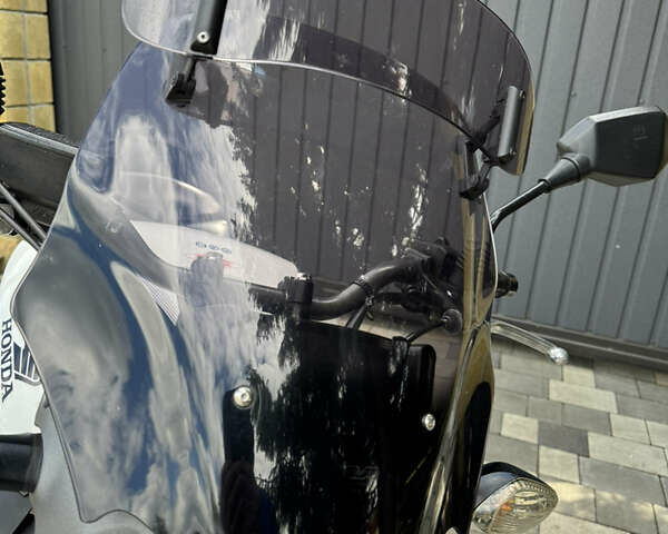 Білий Хонда NC 700S, об'ємом двигуна 0.7 л та пробігом 37 тис. км за 5800 $, фото 14 на Automoto.ua