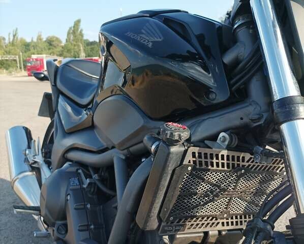 Чорний Хонда NC 700S, об'ємом двигуна 0.7 л та пробігом 26 тис. км за 5600 $, фото 5 на Automoto.ua