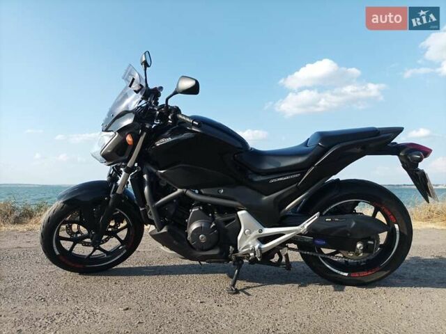 Чорний Хонда NC 700S, об'ємом двигуна 0.7 л та пробігом 26 тис. км за 5600 $, фото 1 на Automoto.ua
