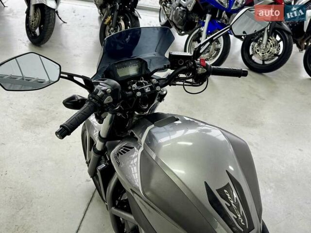 Хонда NC 700S, об'ємом двигуна 0.7 л та пробігом 35 тис. км за 6299 $, фото 13 на Automoto.ua