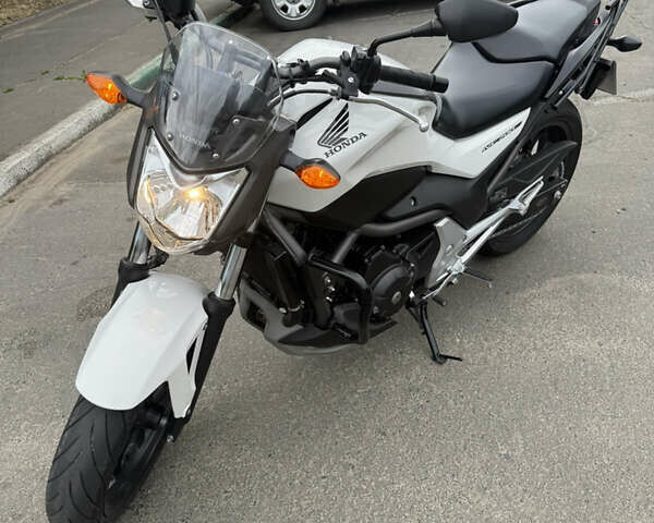 Хонда NC 700S, объемом двигателя 0.7 л и пробегом 26 тыс. км за 5800 $, фото 3 на Automoto.ua
