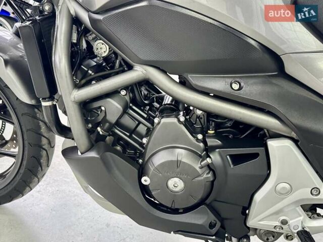 Хонда NC 700S, об'ємом двигуна 0.7 л та пробігом 35 тис. км за 6299 $, фото 12 на Automoto.ua