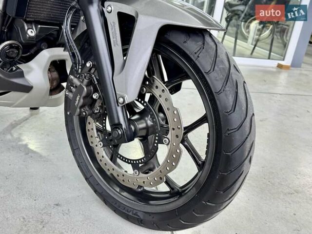 Хонда NC 700S, об'ємом двигуна 0.7 л та пробігом 35 тис. км за 6299 $, фото 5 на Automoto.ua