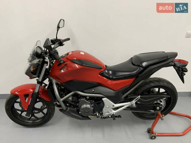 Хонда NC 700S, объемом двигателя 0.7 л и пробегом 14 тыс. км за 4900 $, фото 11 на Automoto.ua