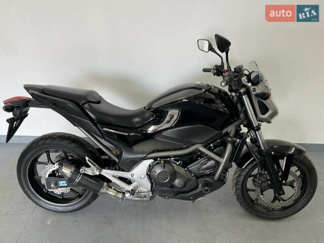 Хонда NC 700S, объемом двигателя 0.7 л и пробегом 12 тыс. км за 5700 $, фото 2 на Automoto.ua