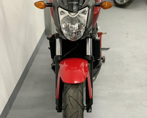 Хонда NC 700S, объемом двигателя 0.7 л и пробегом 14 тыс. км за 4900 $, фото 15 на Automoto.ua