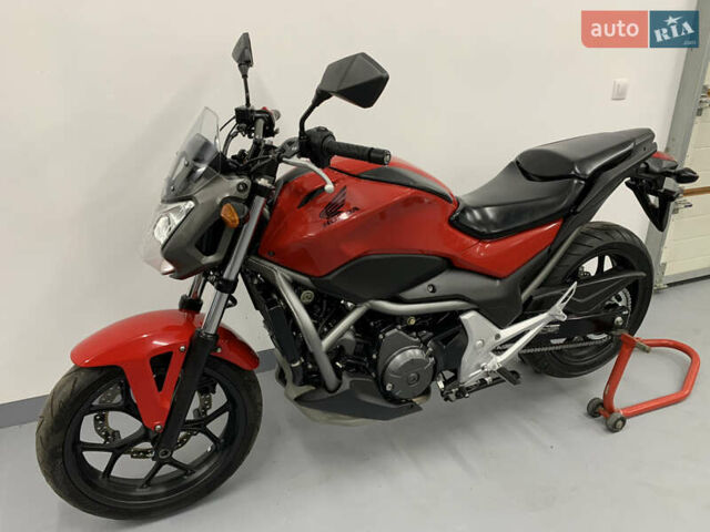 Хонда NC 700S, объемом двигателя 0.7 л и пробегом 14 тыс. км за 4900 $, фото 10 на Automoto.ua