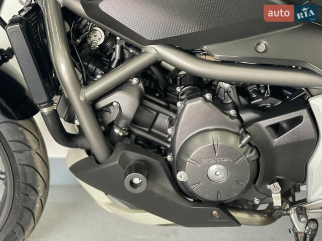 Хонда NC 700S, объемом двигателя 0.7 л и пробегом 12 тыс. км за 5700 $, фото 32 на Automoto.ua