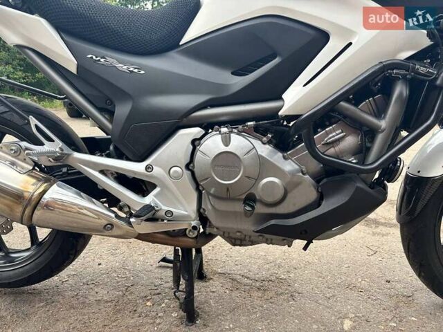 Білий Хонда NC 700X, об'ємом двигуна 0.66 л та пробігом 38 тис. км за 6200 $, фото 3 на Automoto.ua