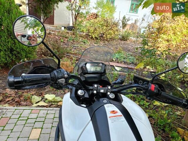 Белый Хонда NC 700X, объемом двигателя 0.7 л и пробегом 13 тыс. км за 5000 $, фото 5 на Automoto.ua